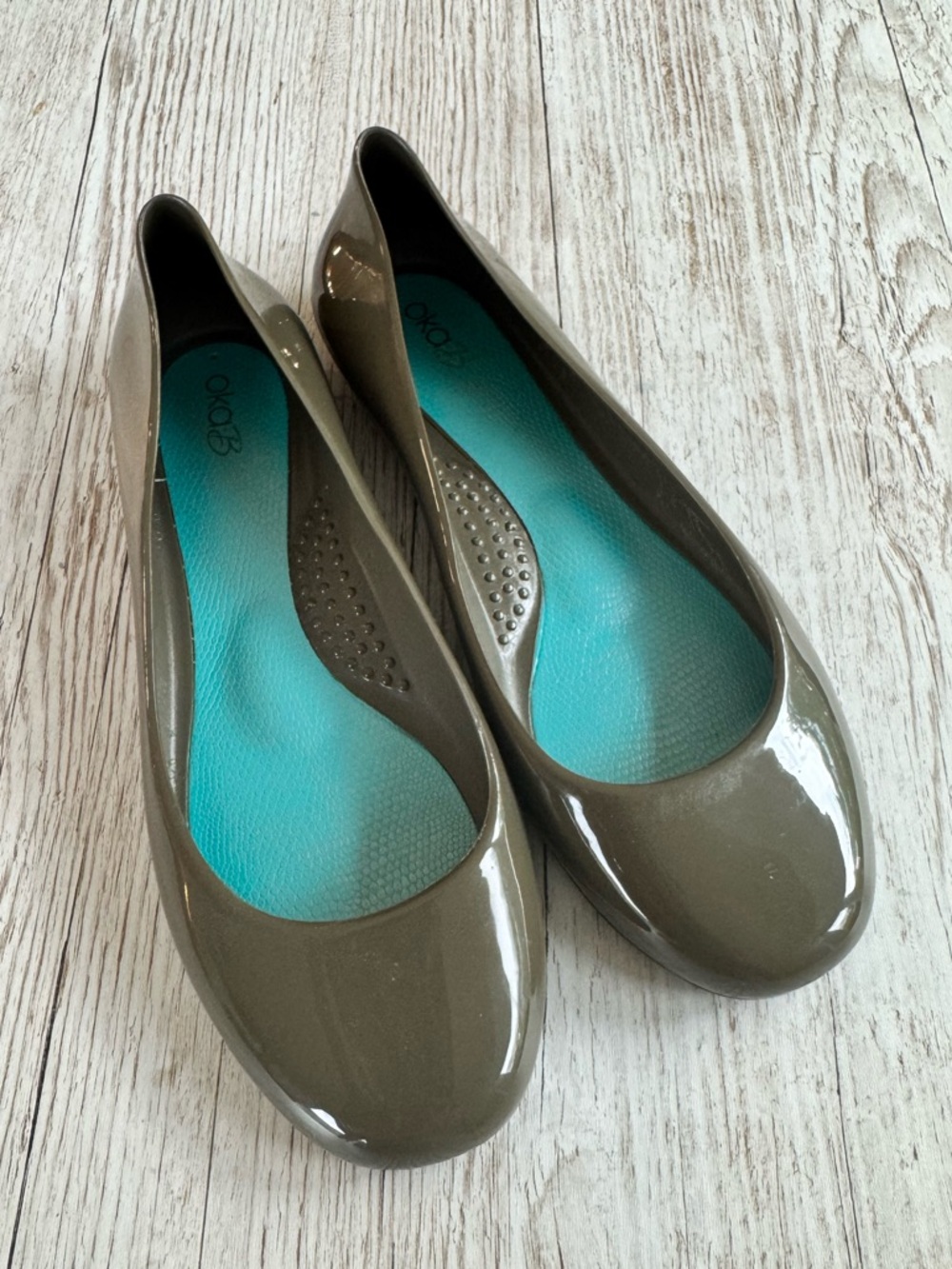Oka B. Olive Eco-Friendly BioBased Shiny Patent Ballet Flats - Teal Insole 8 - Picture 2 of 11